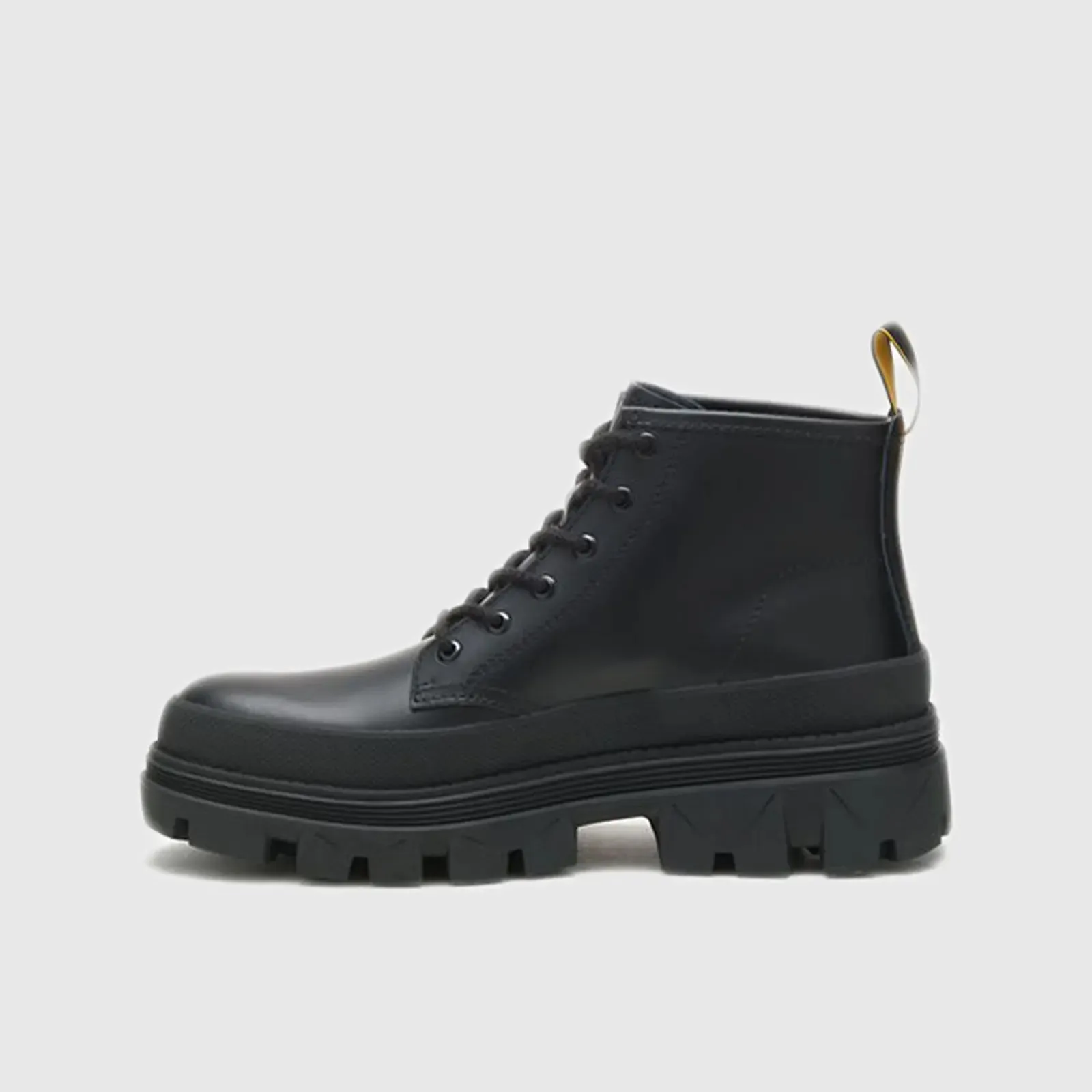 Cat Hardwear Mid Boot Lace P110897