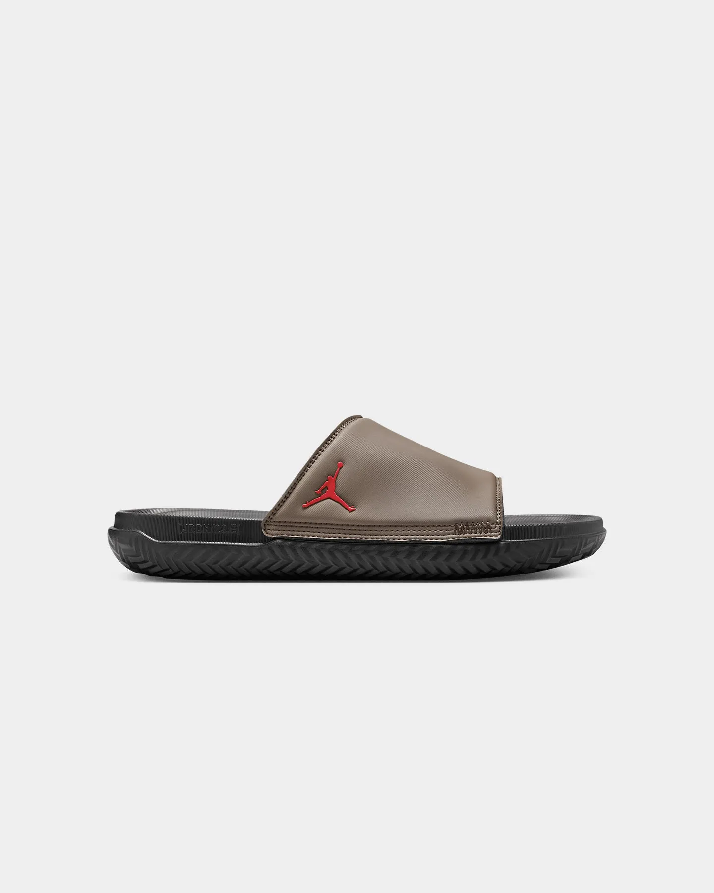 Jordan Play Palomino/Fire Red