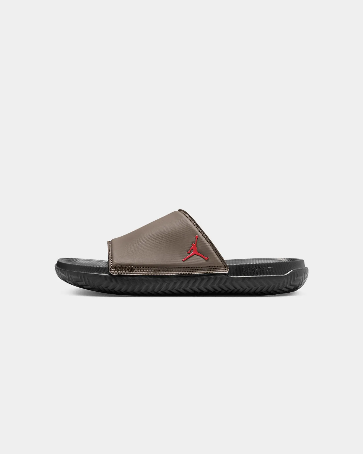 Jordan Play Palomino/Fire Red