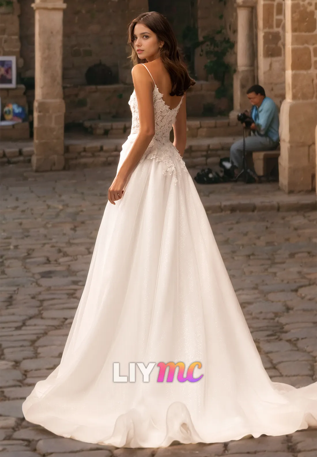 Scoop Sleeveless Floral Embellished Pleated A-Line Wedding Dress